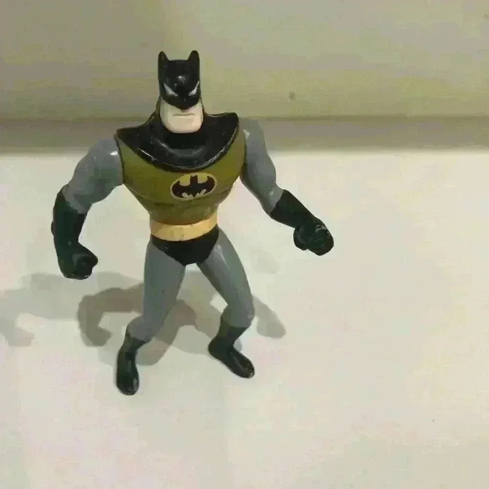 Vintage 1993 Batman Action Figure